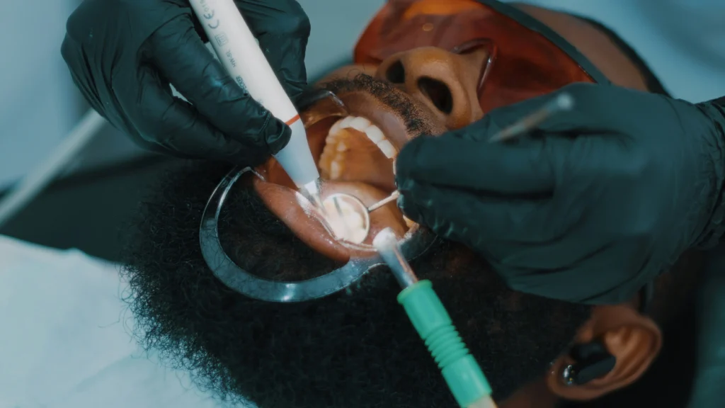 Cleaner for Dentures and Professional Dental Services