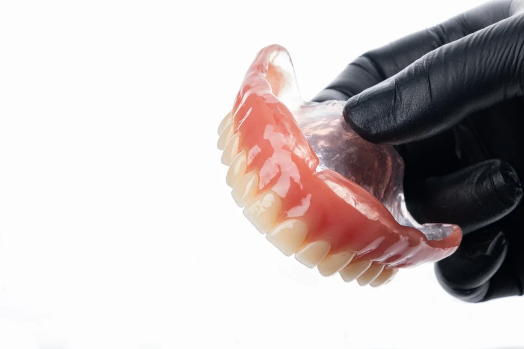 The Two Main Parts That Define Materials Used In High-Quality Full Dentures
