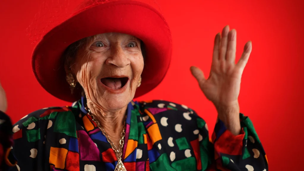 What to Eat with No Teeth While Waiting for Dentures